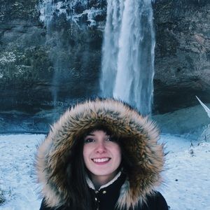 Meet your Posher, Emma